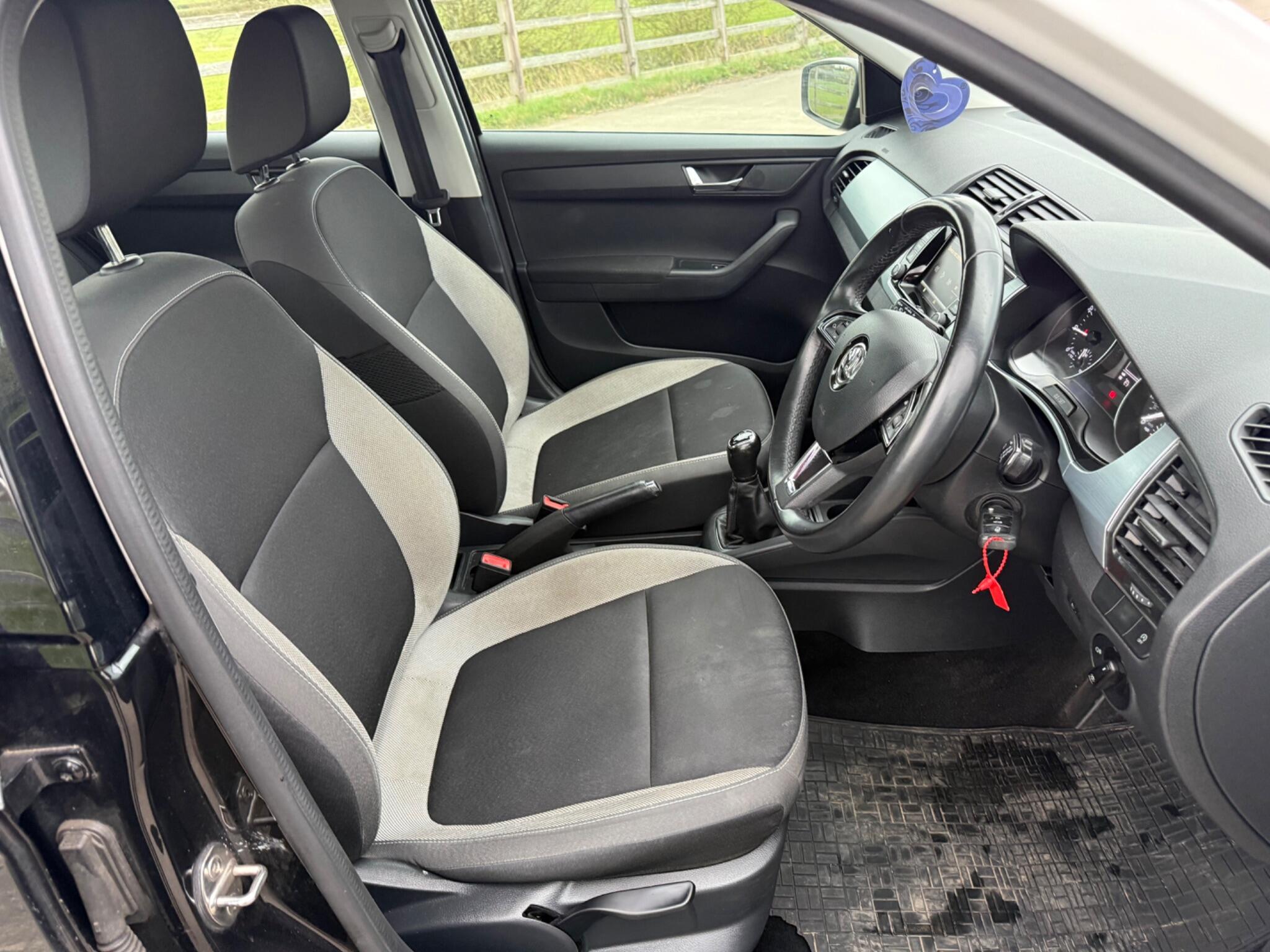 Skoda Fabia 1.0 TSI Colour Edition Euro 6 (s/s) 5dr — photo 75 of 90